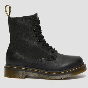Dr. Martens 1460 Pascal Virginia